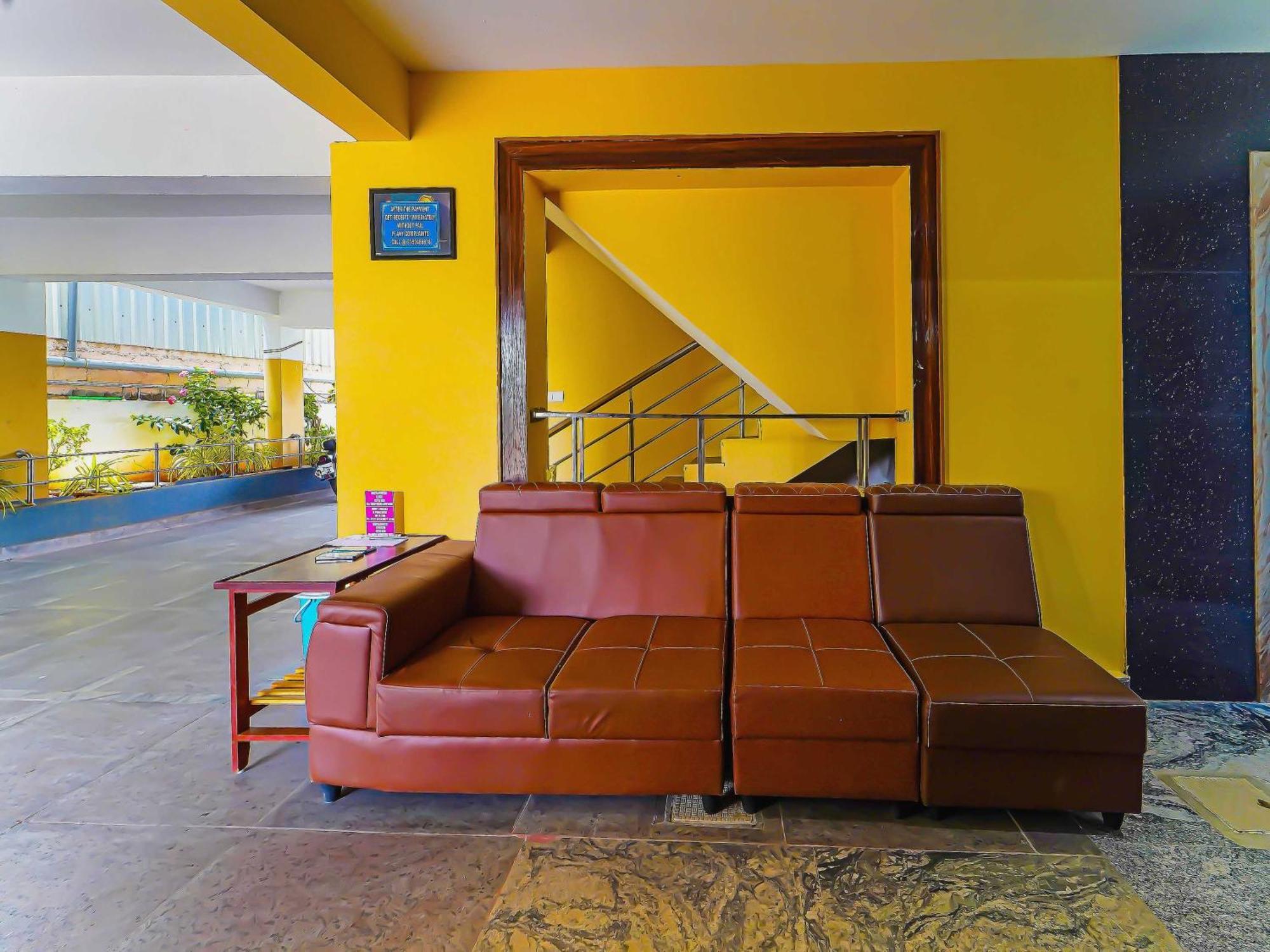Hotel O Jayam Residency Tirupati Luaran gambar